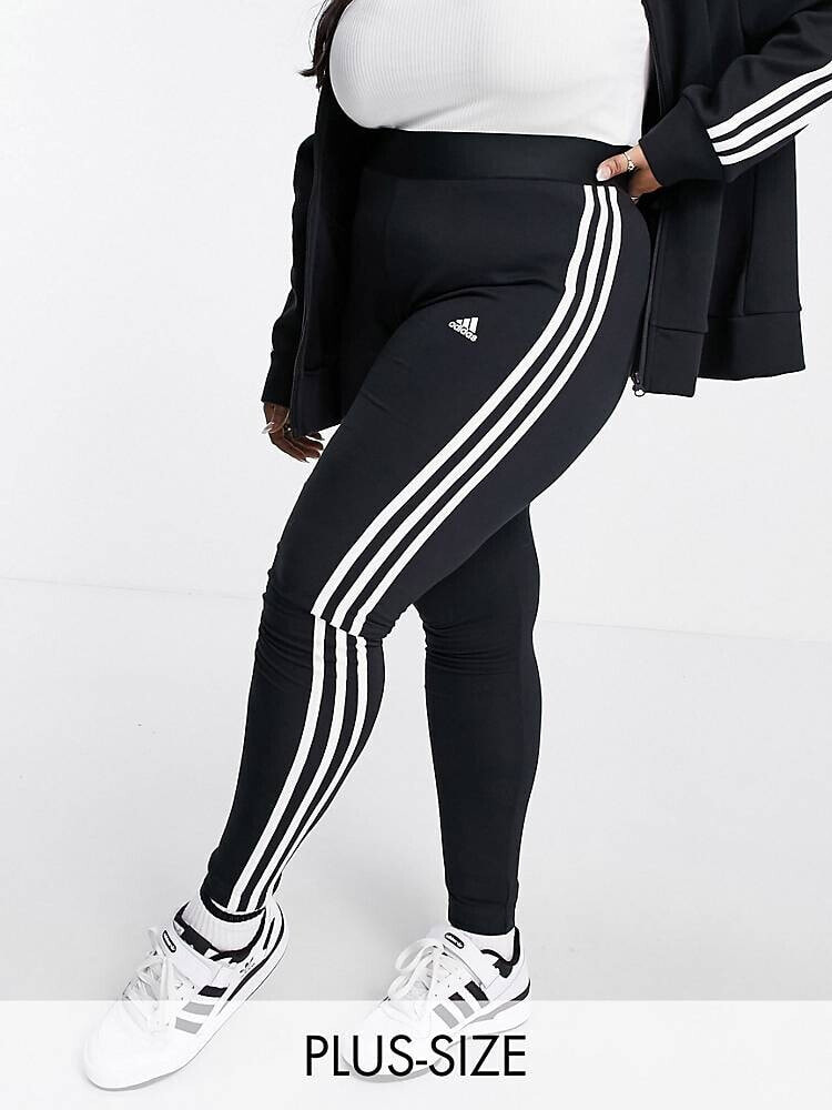 adidas Sportswear Plus – Essential – Leggings in Schwarz mit drei Streifen