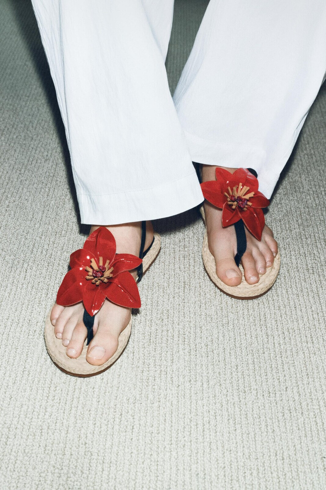 Floral flat slider sandals