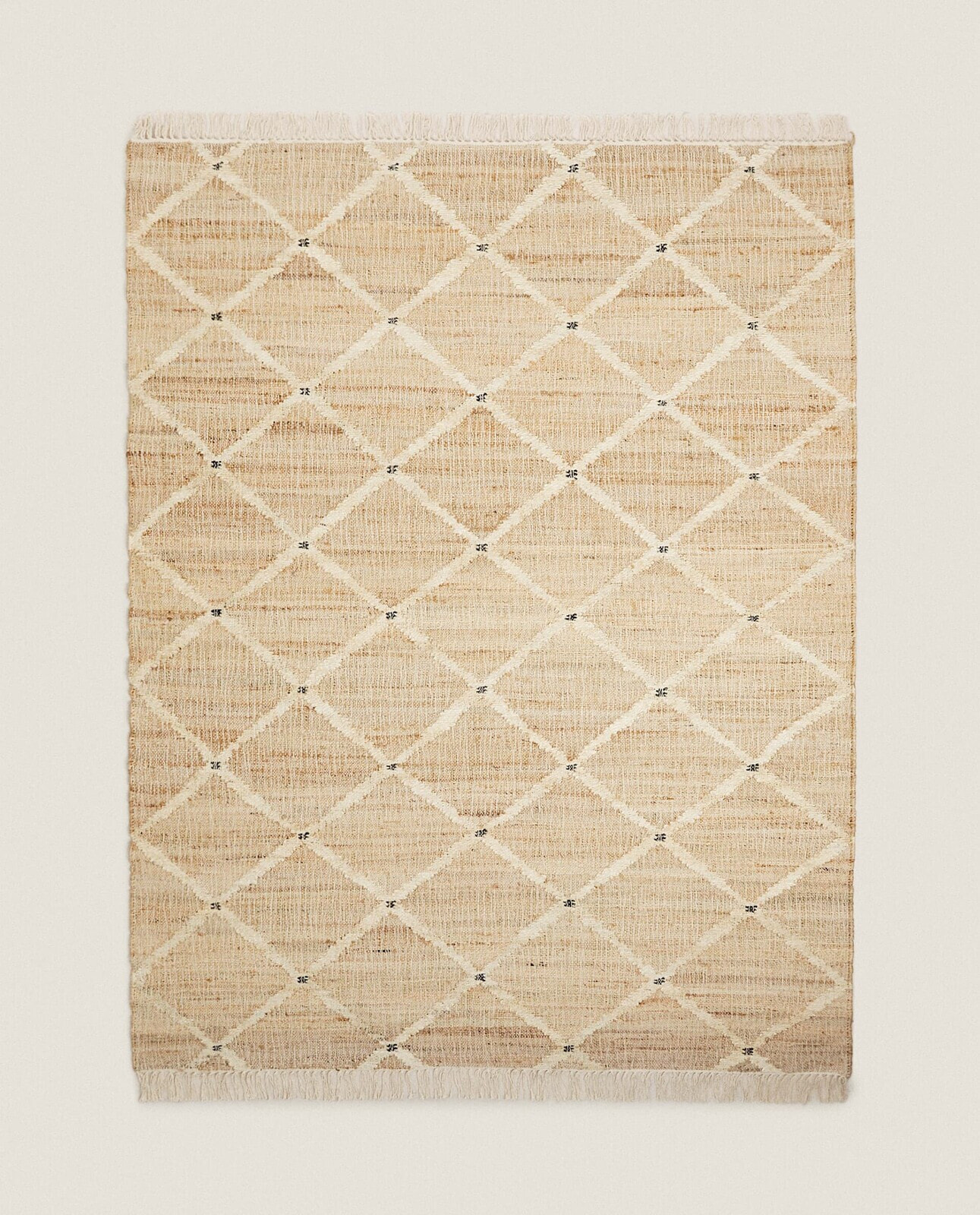 Diamonds jute rug