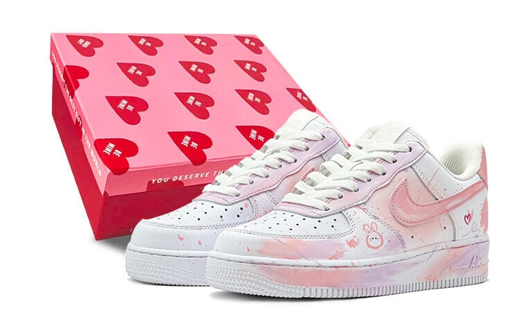 【定制球鞋】 Nike Air Force 1 Low 空军一号 甜心兔子 限定礼盒 休闲 低帮 板鞋 男款 粉白 / Кроссовки Nike Air Force CW2288-111