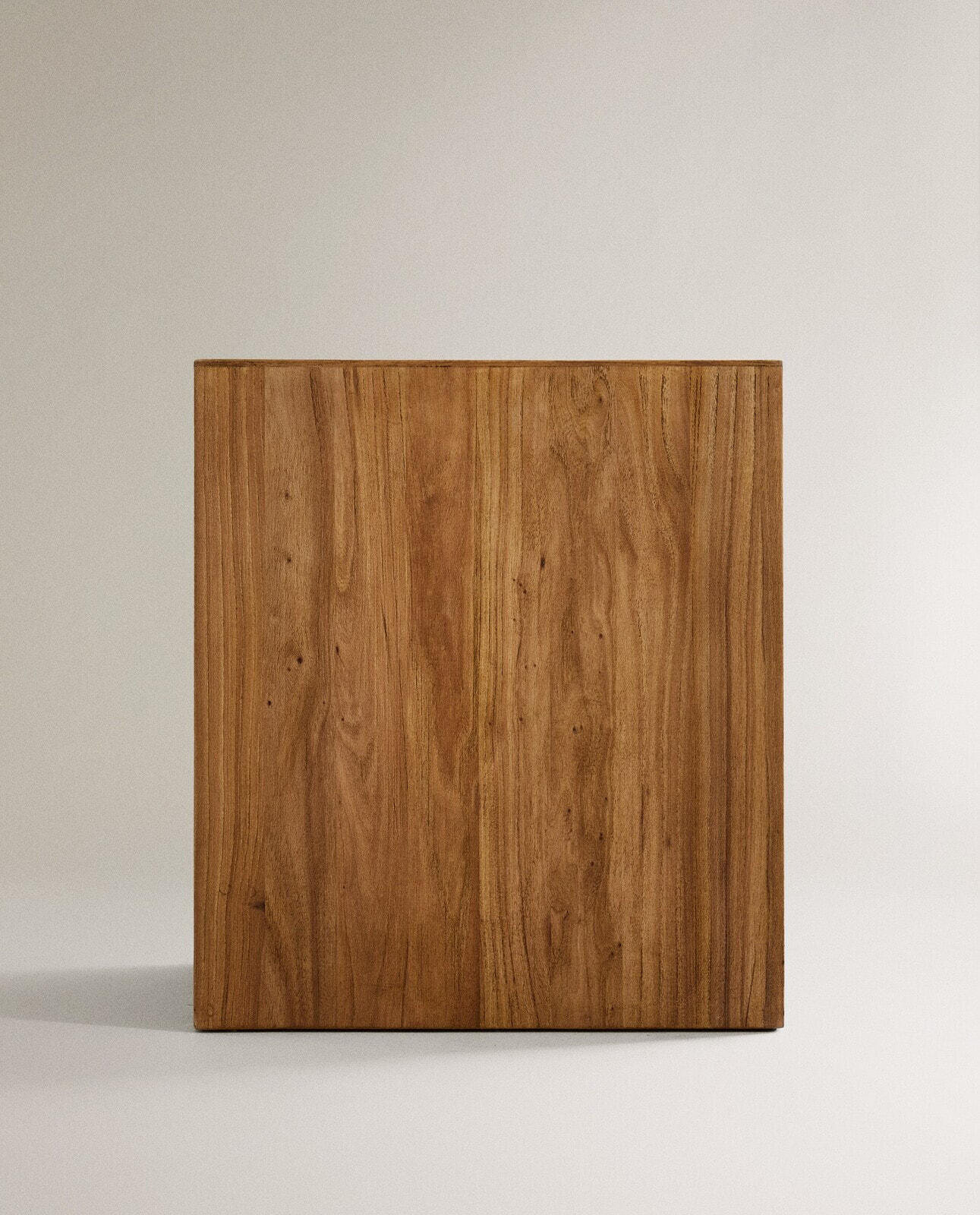 Wooden cube table