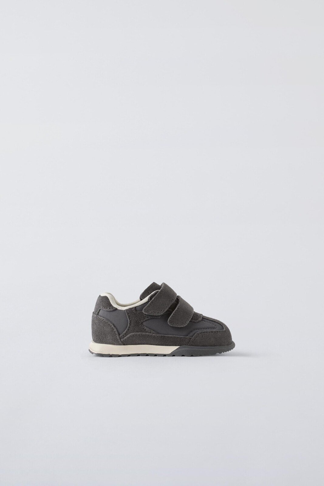 Contrast leather blend sneakers