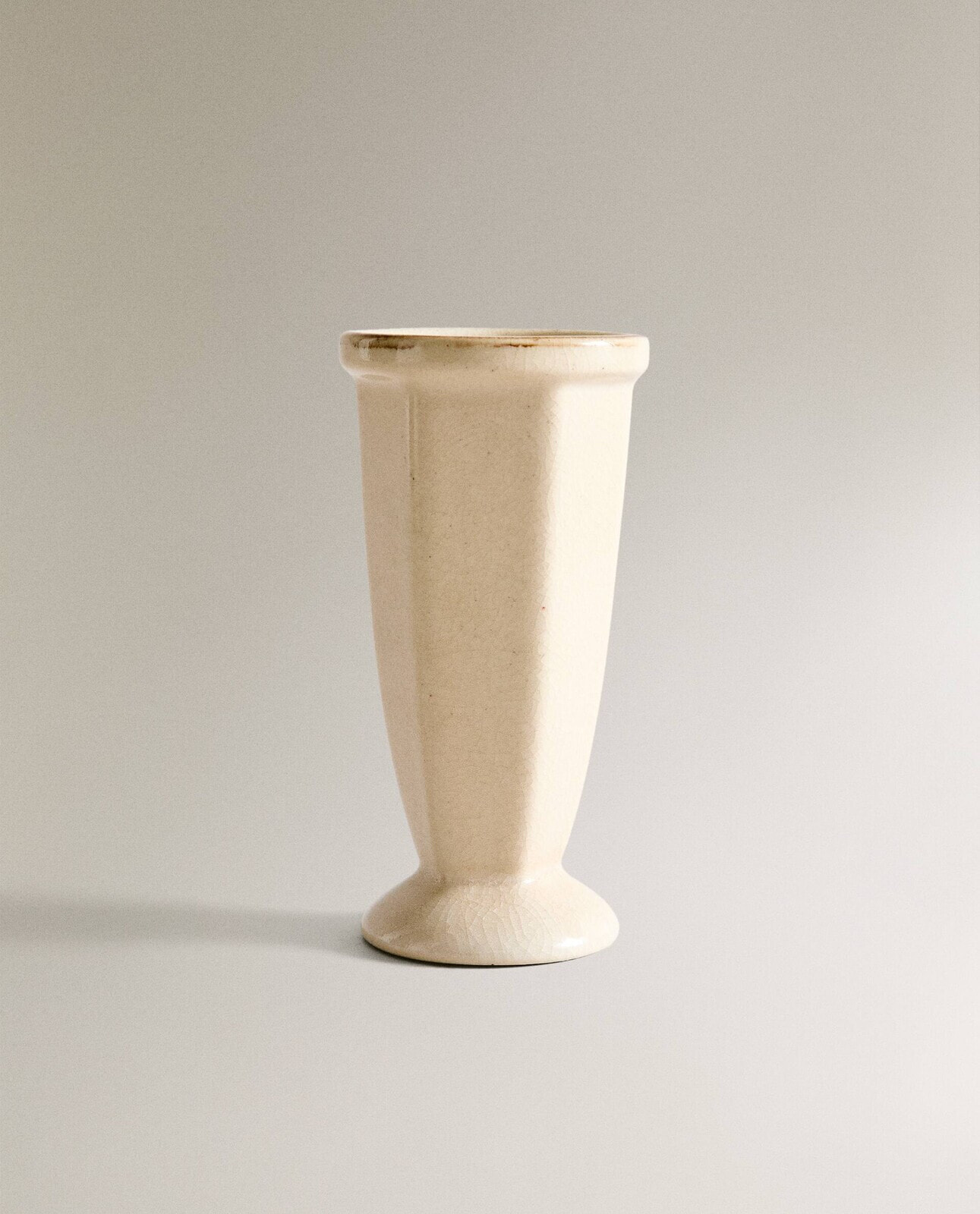 Ceramic flute glass vase