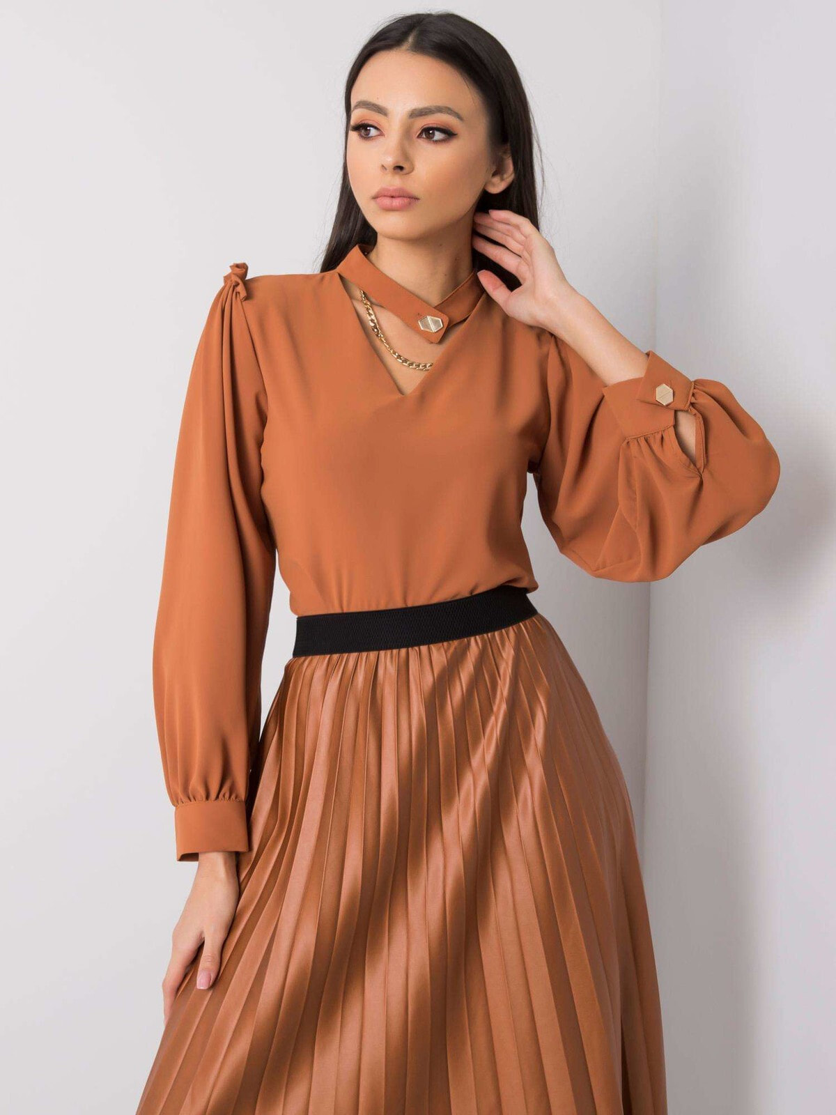 Женская блузка коричневая с длинным рукавом фонариком Factory Price