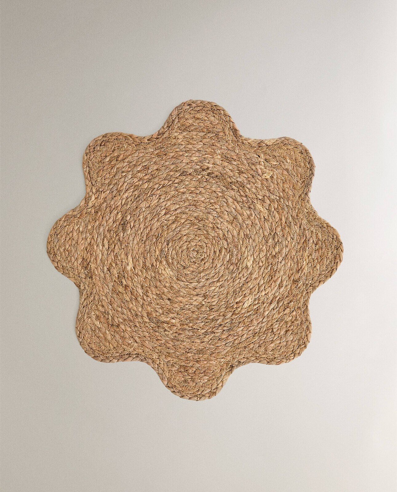 Flower fibre placemat