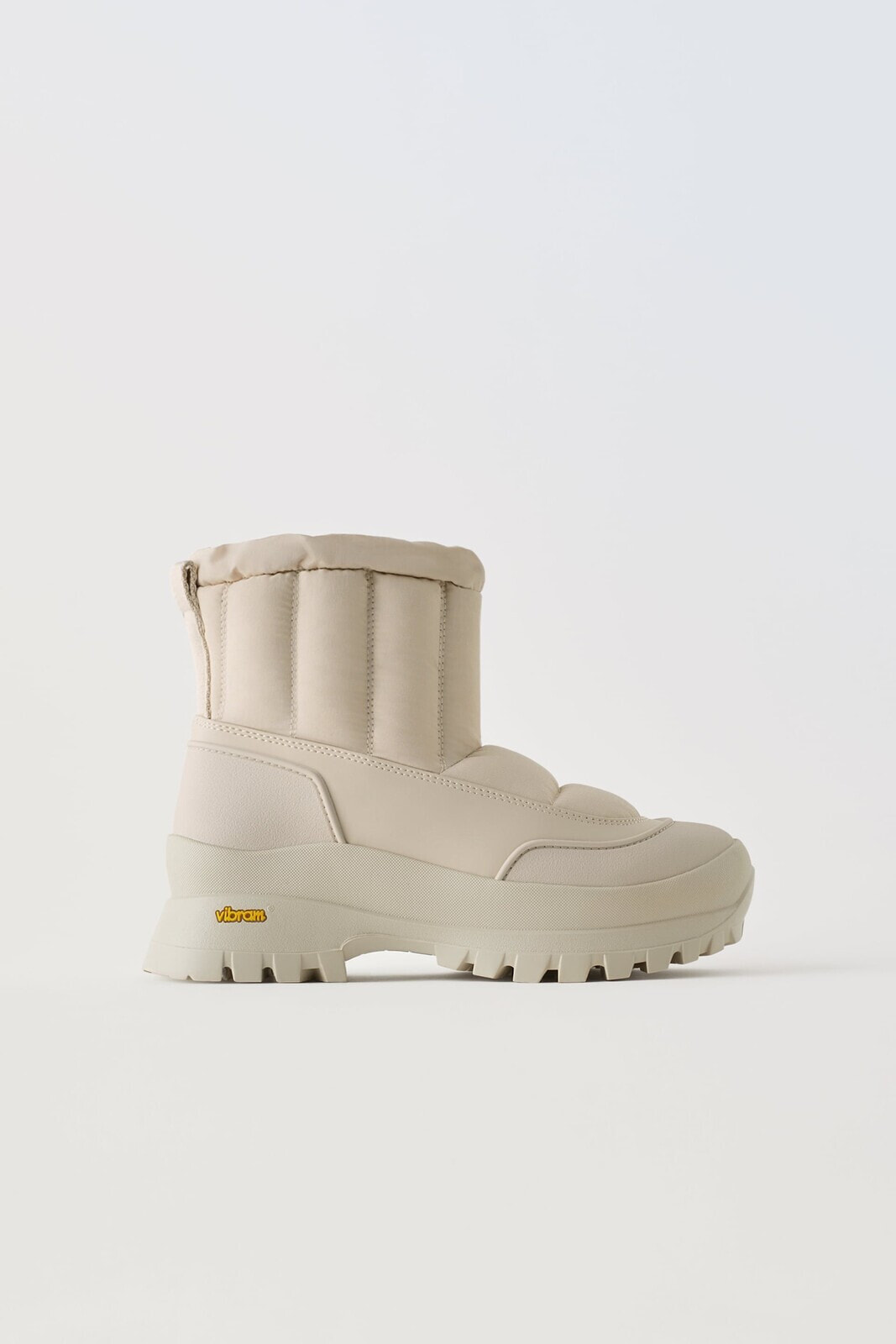 Water-repellent vibram® quilted ankle boots