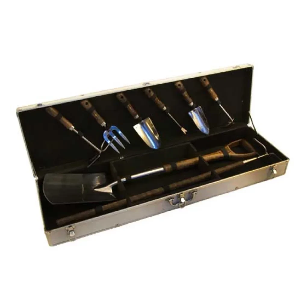 THE GARDEN PEOPLE Suitcase with eight stainless steel and wood tools