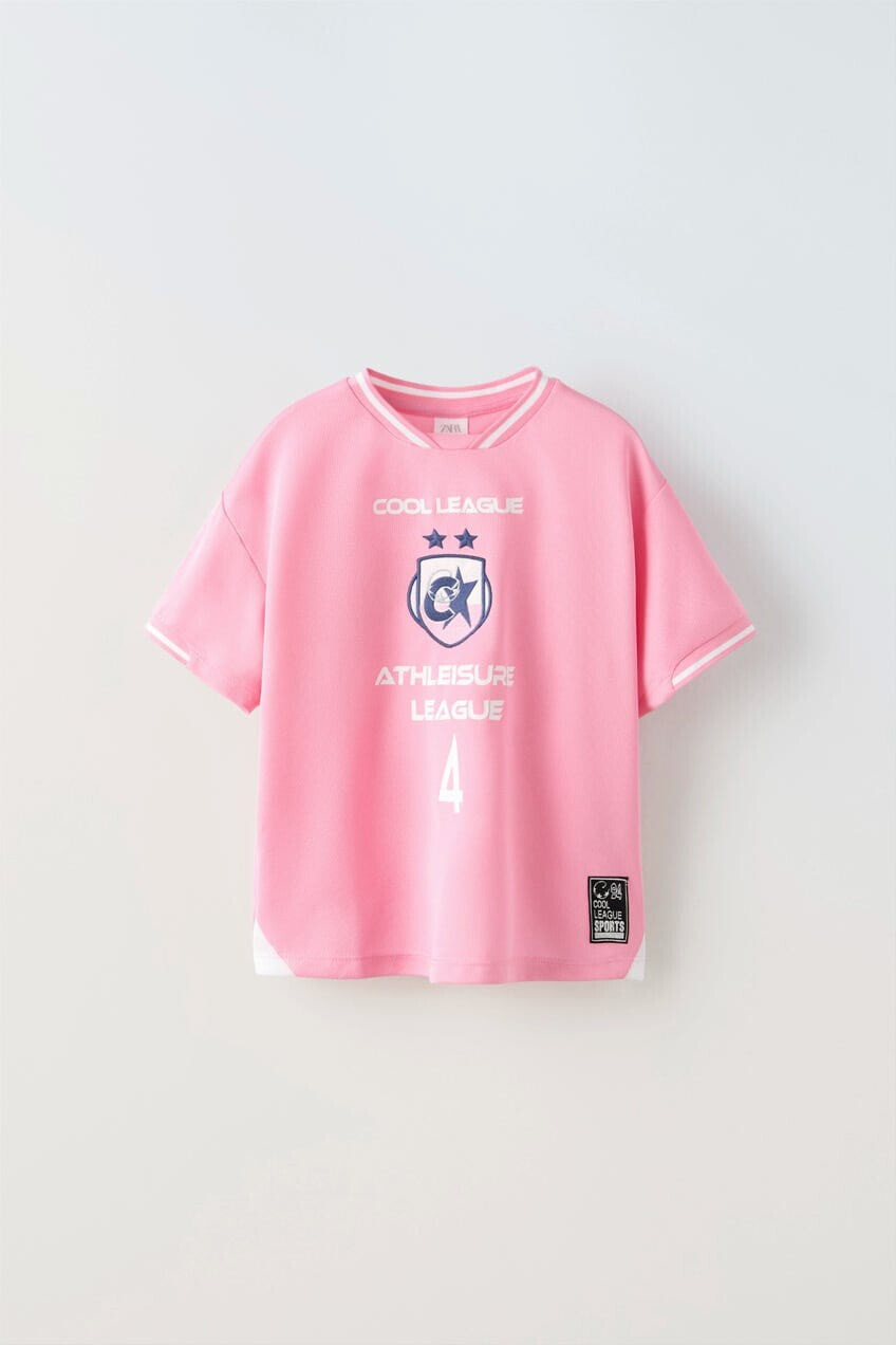 Football t-shirt with crest