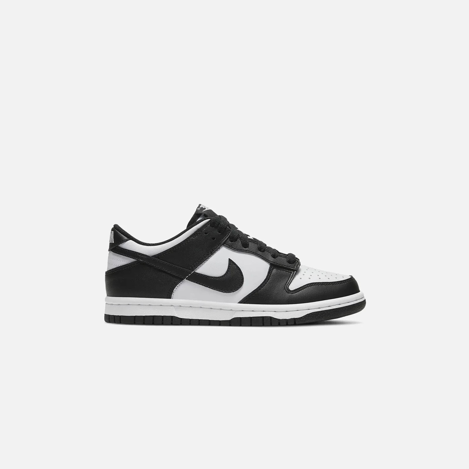 Nike GS Dunk Low - White / Black