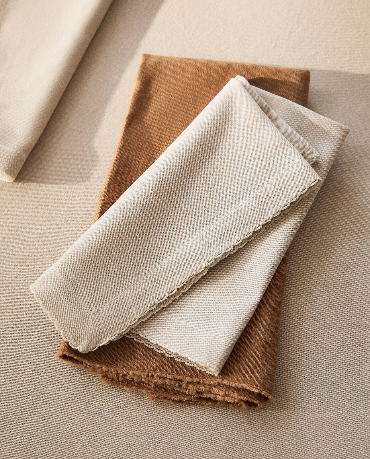 Scalloped napkins (pack of 2)