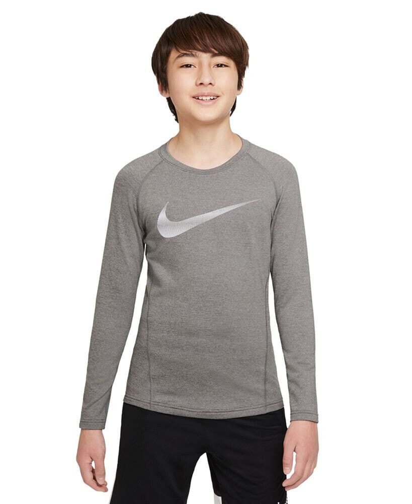 Nike boys Pro Warm Standard-Fit Logo-Print Long-Sleeve T-Shirt
