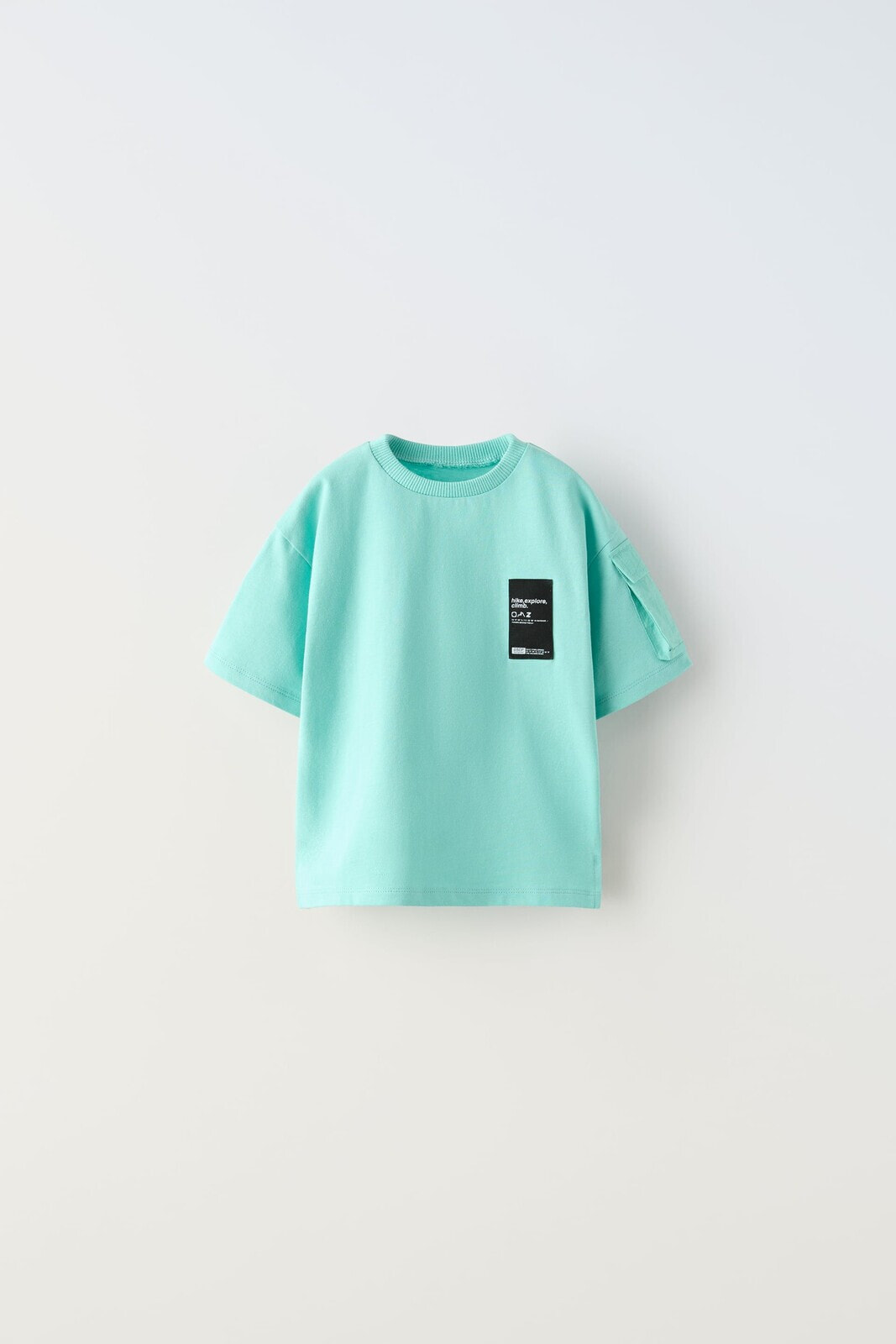 T-shirt with labelled pocket