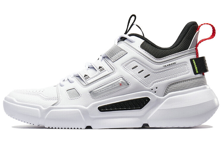 特步 20年新款时尚革面高帮运动鞋 白黑 / Кроссовки Nike Air Max 880319120082 Бело-черные