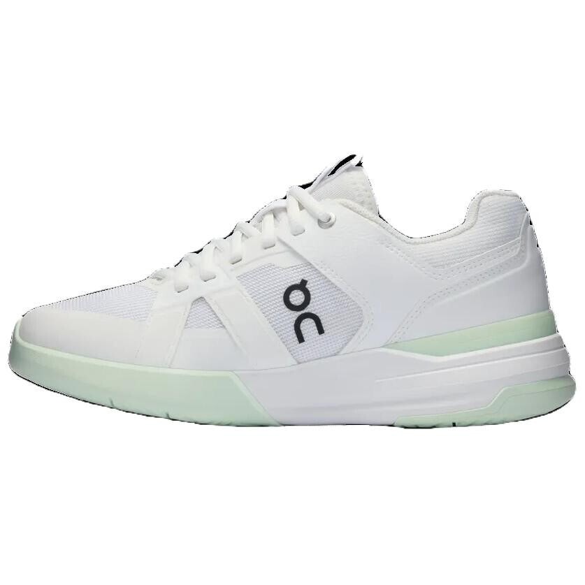 On THE ROGER Clubhouse Pro Tennis Shoes Women's Low-Top White | Lima Pea Green