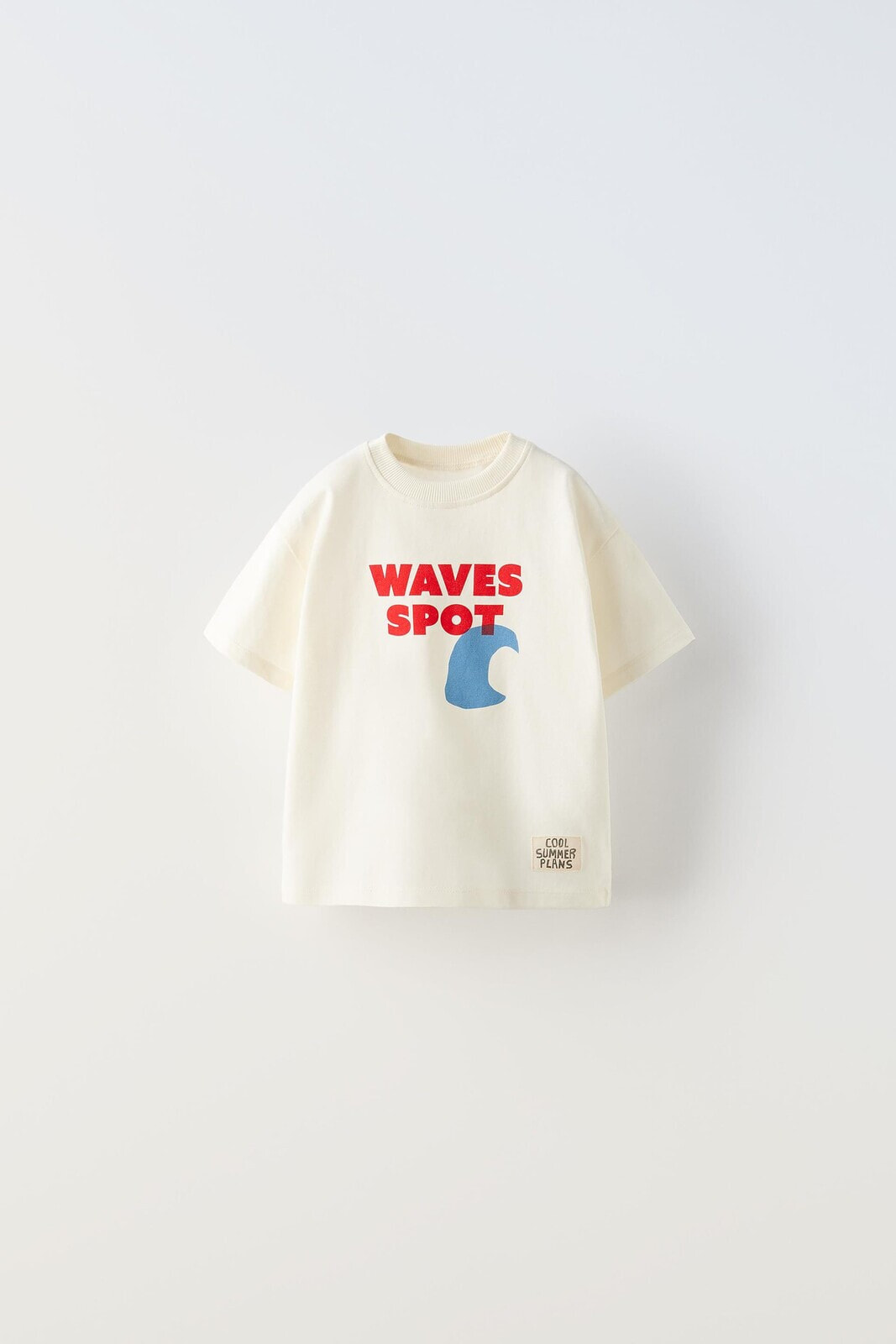 Waves t-shirt with label