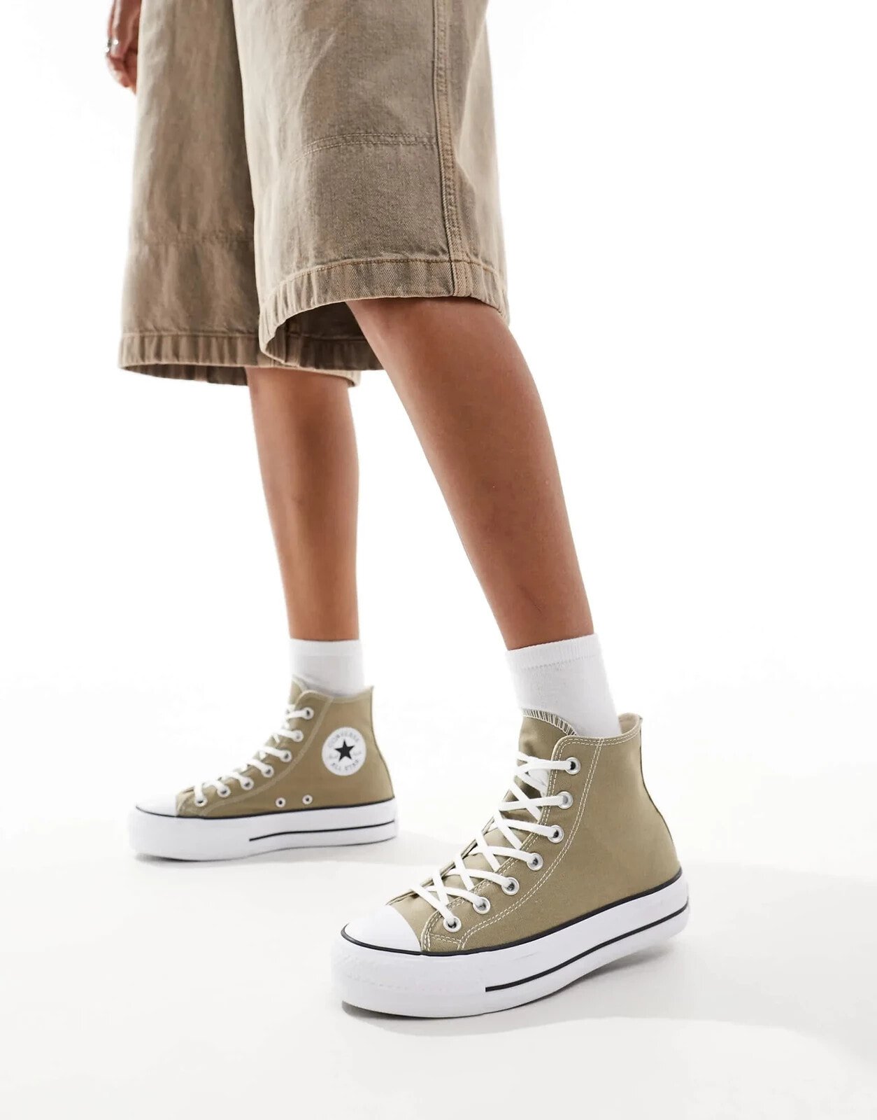 Converse – Chuck Taylor All Star Lift Hi – Knöchelhohe Sneaker in Dunkelgrün