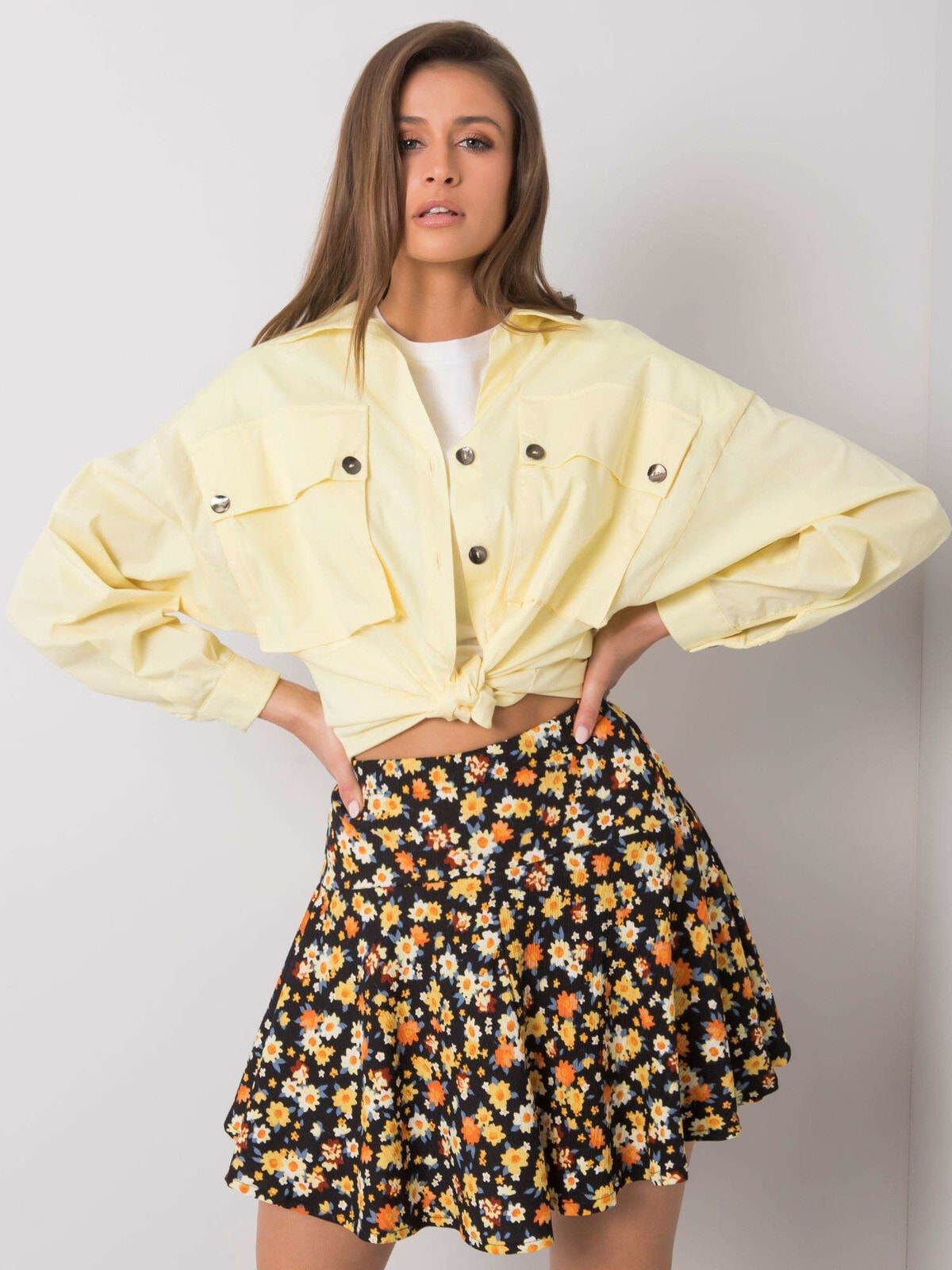Женская рубашка свободного кроя с карманами и длинным рукавом желтая Factory Price