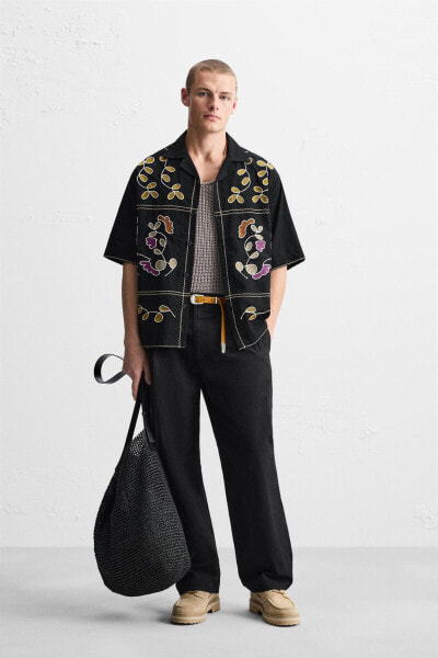 SHIRT WITH FLORAL EMBROIDERY