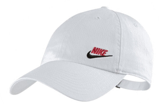 Кепка белая Nike Logo AO8662-106