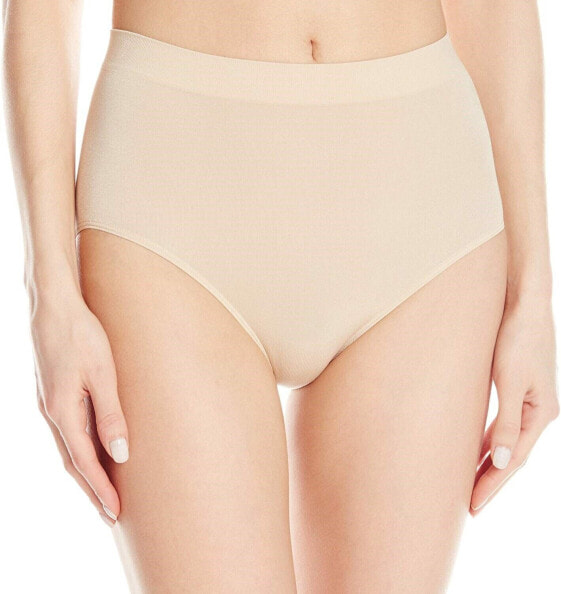 Wacoal 178077 Womens Underwear Seamless Solid Brief Panties Sand Size Large