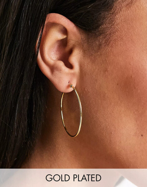 Pieces exclusive 18K plated large hoops in gold