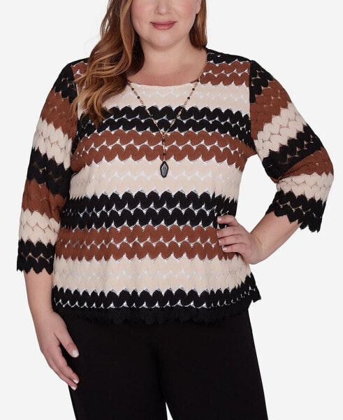 Plus Size Rue Rivoli Lace Textured Top With Necklace