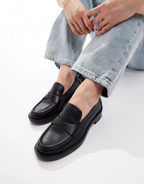 Stradivarius wide fit loafer in black