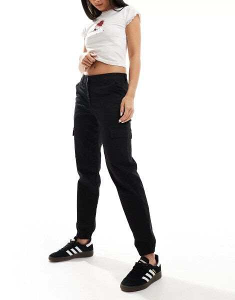 JJXX cuffed cargo trouser in black