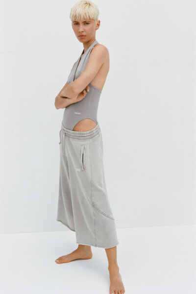 Faded-effect pantone™ plush bermuda shorts