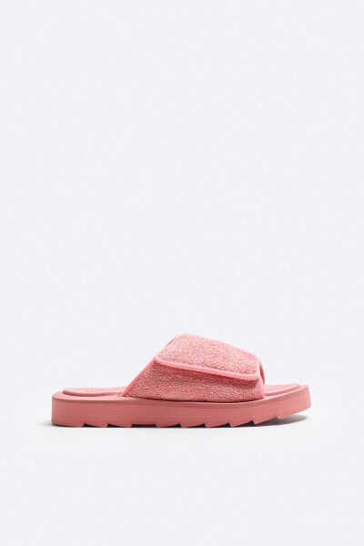 Technical quilted sandals