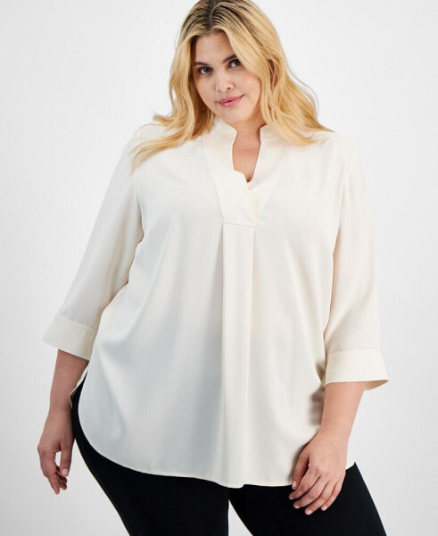 Plus Size Split-Neck 3/4-Sleeve Tunic Top