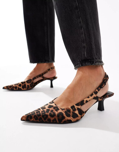 Stradivarius kitten heel slingback in leopard