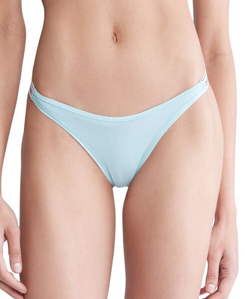 Стильные женские трусы с логотипом Calvin Klein Modern Logo Dipped String Thong Underwear QD5157