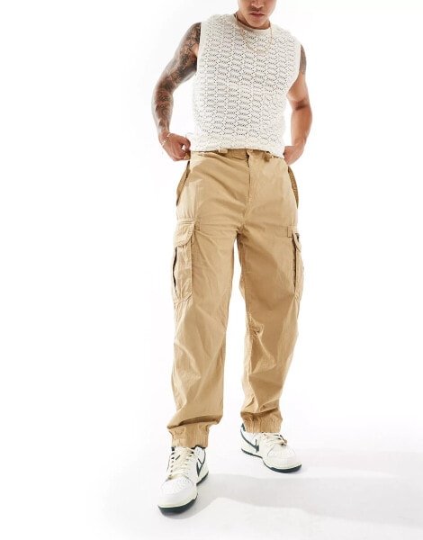 Superdry Baggy parachute pants in dress beige