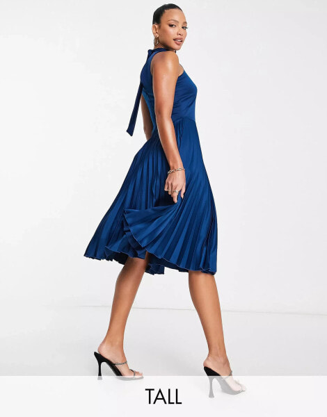 Closet London Tall – Hochgeschlossenes, plissiertes Midikleid in Marineblau