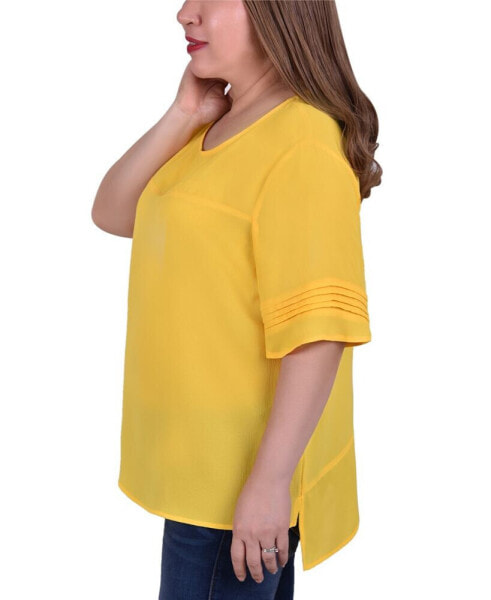 Plus Size Short Sleeve Crepe Top With Chiffon Yoke