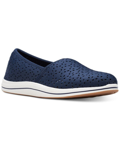 Лоферы женские Clarks Cloudsteppers Breeze Emily Perforated