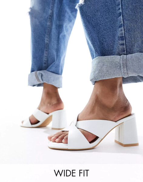 New Look Wide Fit twist front heeled mule in white