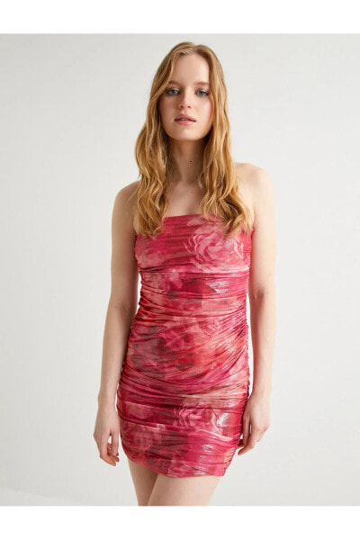 Вечернее платье Koton с драпировкой и яркими деталями, силуэт "Slim Fit"