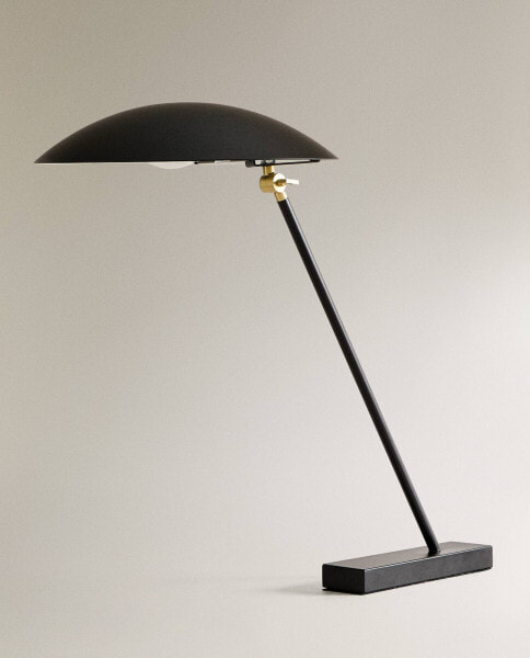 Metal desk lamp