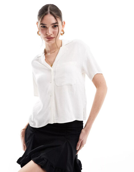 Stradivarius linen look short sleeve boxy shirt in white