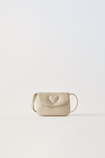 Crossbody bag with heart detail