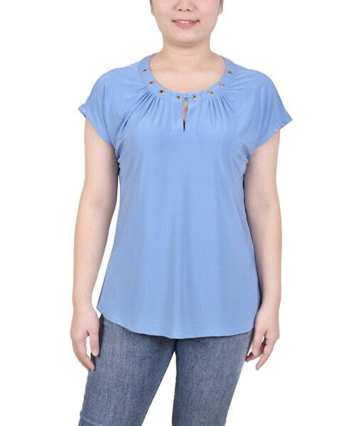 Petite Grommet Neck Knit Short Extended Sleeve Top