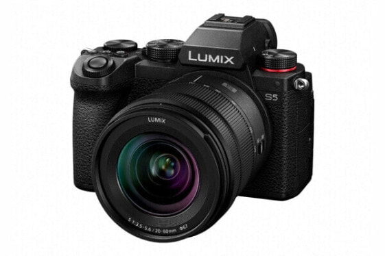 Panasonic Lumix S5 + S 20-60mm F3.5-5.6 - 24.2 MP - 6000 x 4000 pixels - CMOS - 4K Ultra HD - 350 g - Black