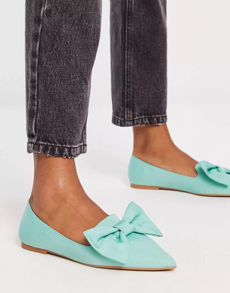 ASOS DESIGN – Lake – Spitze Ballerinas in Blaugrün mit Schleife