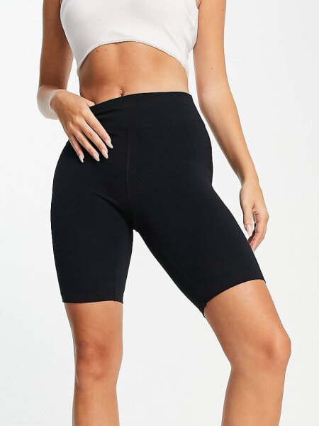 ASOS 4505 Hourglass – Icon – Leggings-Shorts mit Baumwollanteil in Schwarz, 20 cm Schrittlänge