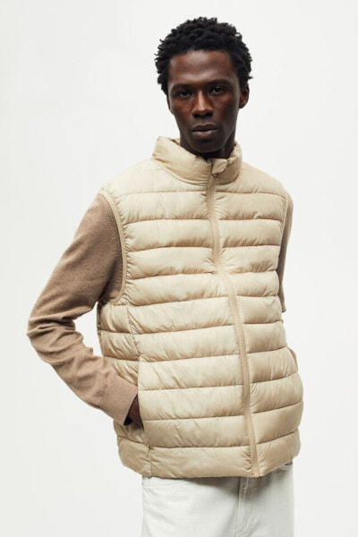 Slim Fit Lightweight Puffer Vest