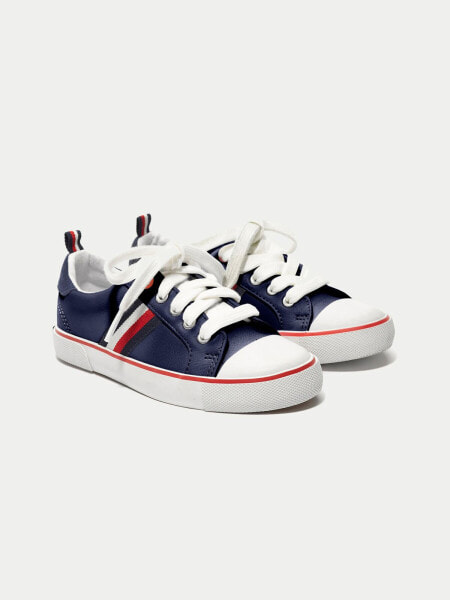 Kids' Signature Stripe Sneaker