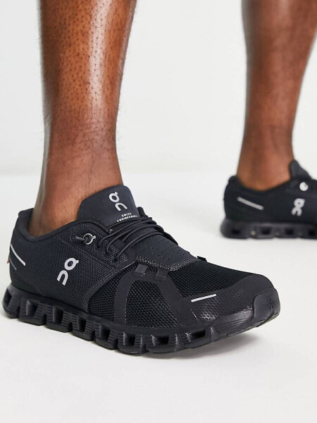 ON Cloud 5 trainers in all black