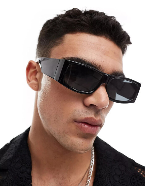 ASOS DESIGN – Eckige Sonnenbrille in Schwarz mit flachem Brauensteg